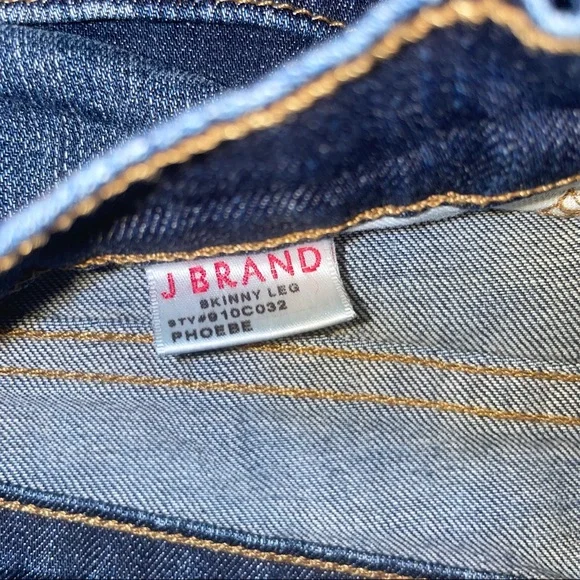 J Brand | Phoebe Cropped Low-Rise Skinny Jean | 26 - Picture 6 of 10